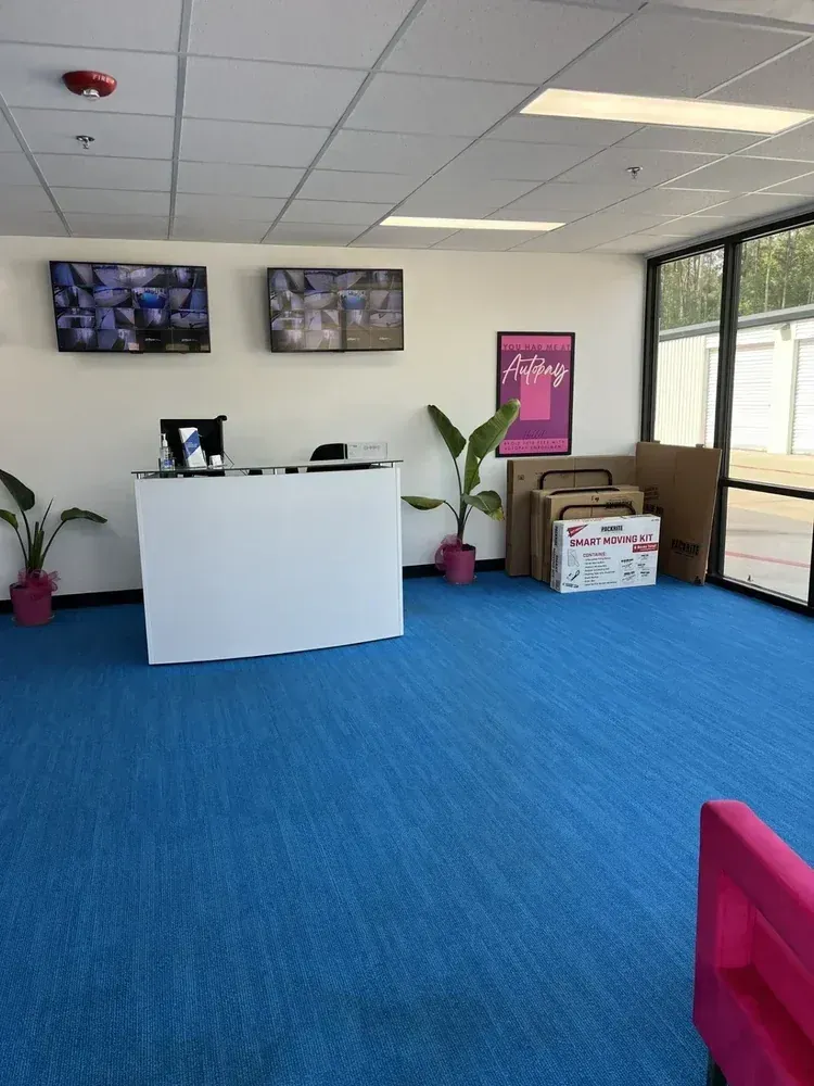 BestBox Storage office